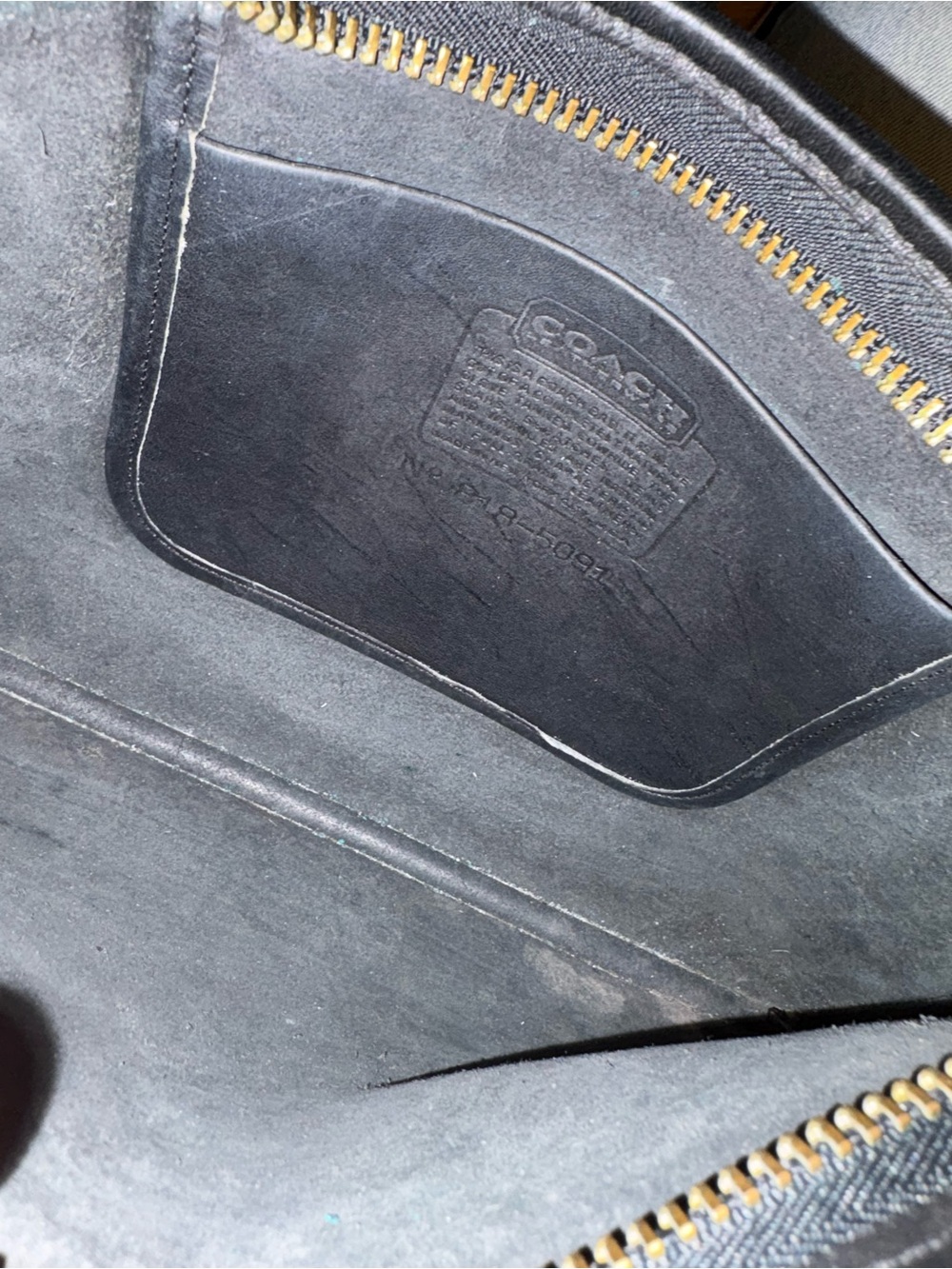 Vintage Coach 1990’s large coach black leather large slim clutch - Picture 5 of 7